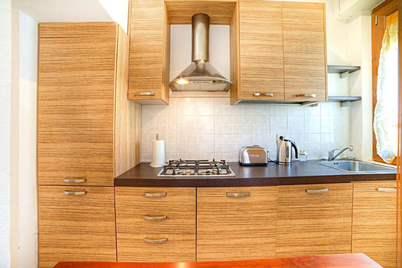 The Nest-Apartment A Stone'S Throw From The Center Siena 0*,  Italia
